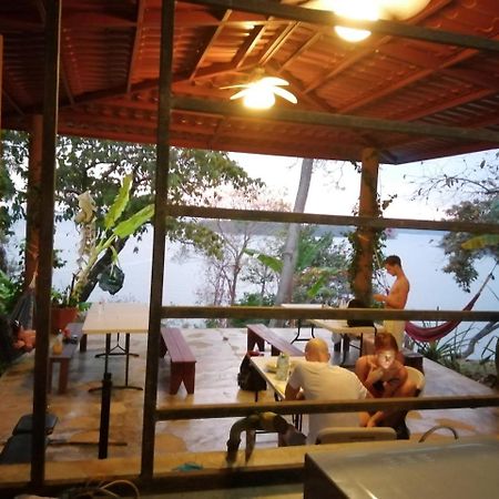 Howlers Bay Hotel Boca Chica Esterno foto