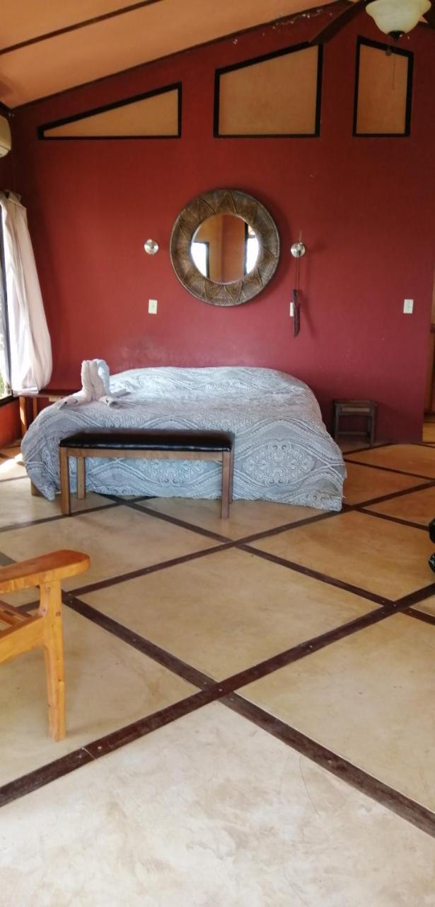 Howlers Bay Hotel Boca Chica Esterno foto